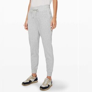 Lululemon Warm Down Jogger, Velour, Heathered Core Ultra Light Grey, Sz 4, LNew